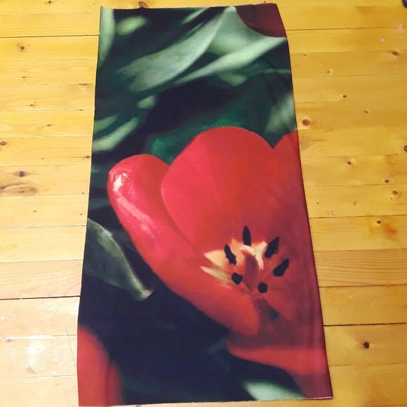 Red Flower Neck Gaiter Ski Mask Face Mouth Cover - Picture 3 of 3